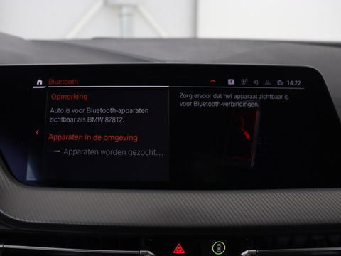 BMW 1-serie 118i Executive Edition | Sport Line | Carplay | Sportstoelen | Half leder | Live Cockpit | Climate control | Parkeerhulp | Cruise control | 'Storm Bay' Metallic