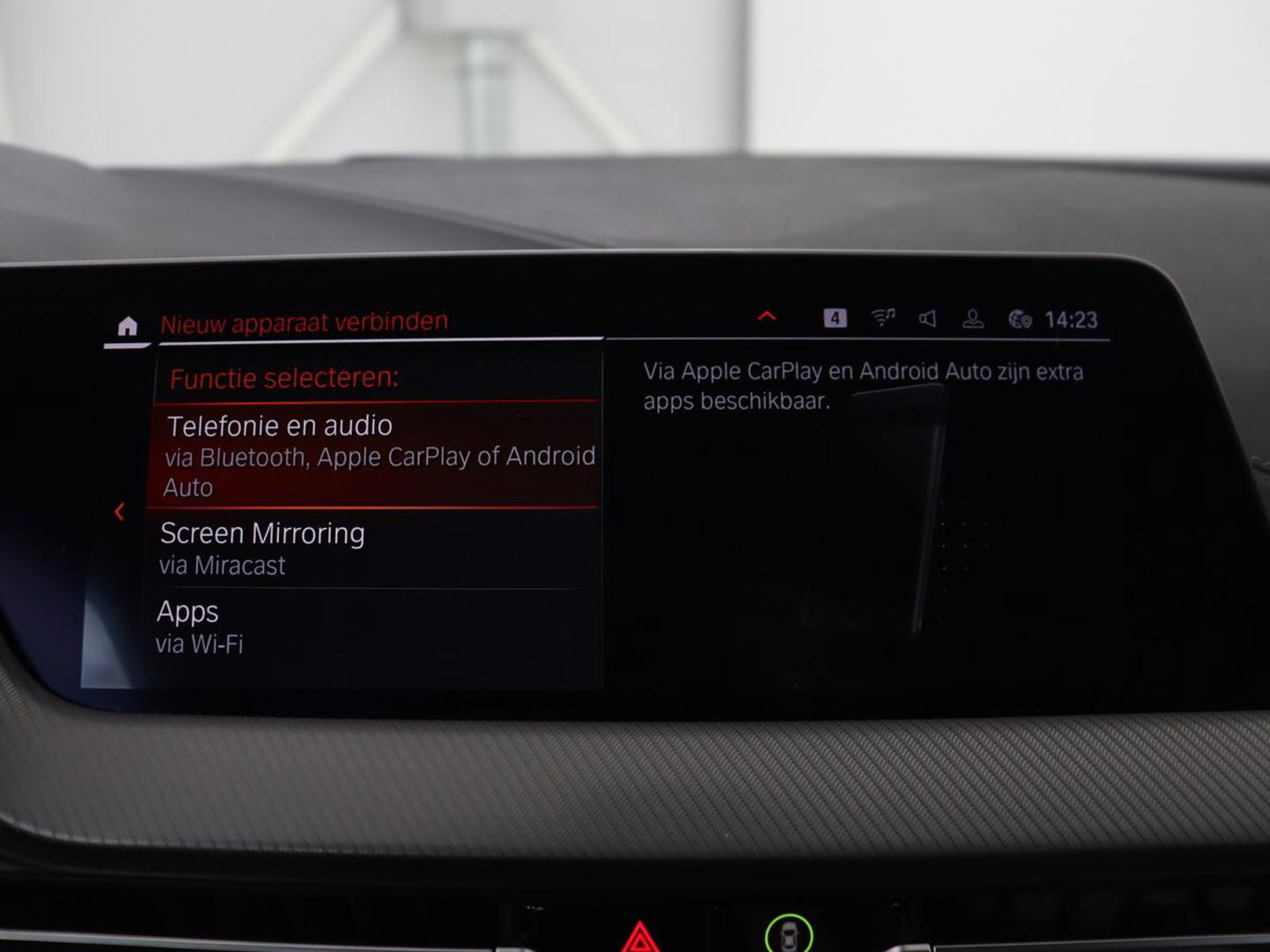 BMW 1-serie 118i Executive Edition | Sport Line | Carplay | Sportstoelen | Half leder | Live Cockpit | Climate control | Parkeerhulp | Cruise control | 'Storm Bay' Metallic