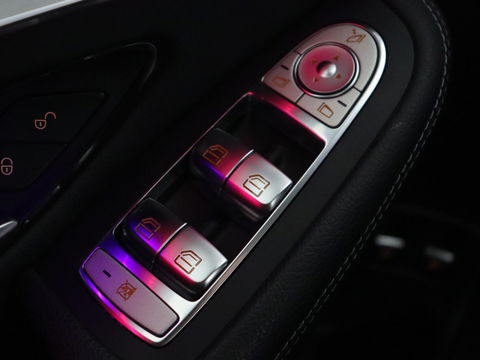 Mercedes-Benz GLC Coupé 300e 4Matic Business Solution AMG | Panoramadak | 360 Camera | Burmester Surround | Stoelverwarming | Trekhaak | Carplay | Matrix LED | Keyless | Leder/Alcantara