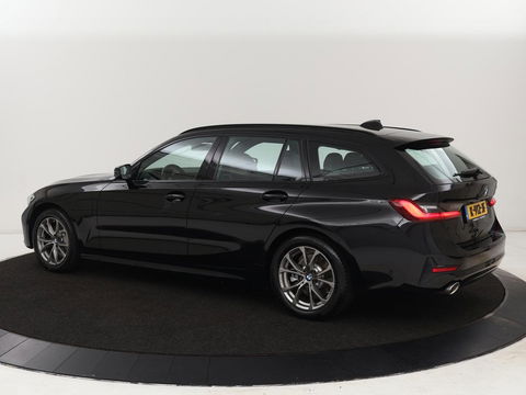 BMW 3-serie 330e eDrive Edition | Leder | Adaptive cruise | Stoelverwarming | Camera | Sport Line | Carplay | Sportstoelen | Live Cockpit | Keyless | Navigatie | Climate control