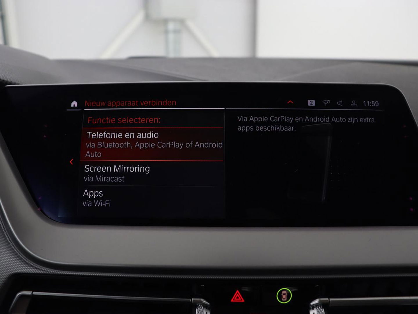BMW 1-serie 118i Executive Edition | Carplay | Live Cockpit | Navigatie | Full LED | Climate control | Parkeerhulp | Cruise control