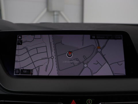 BMW 1-serie 118i Executive Edition | Carplay | Live Cockpit | Navigatie | Full LED | Climate control | Parkeerhulp | Cruise control