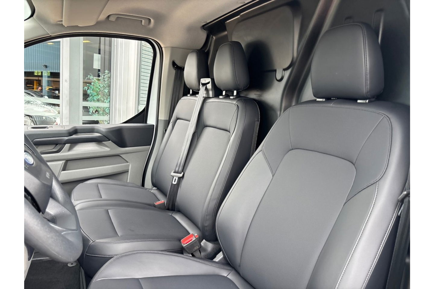 Ford Transit Custom 300 2.0 TDCI L2H1 LIMITED AIRCO LEDER PDC-CAMERA CARPLAY