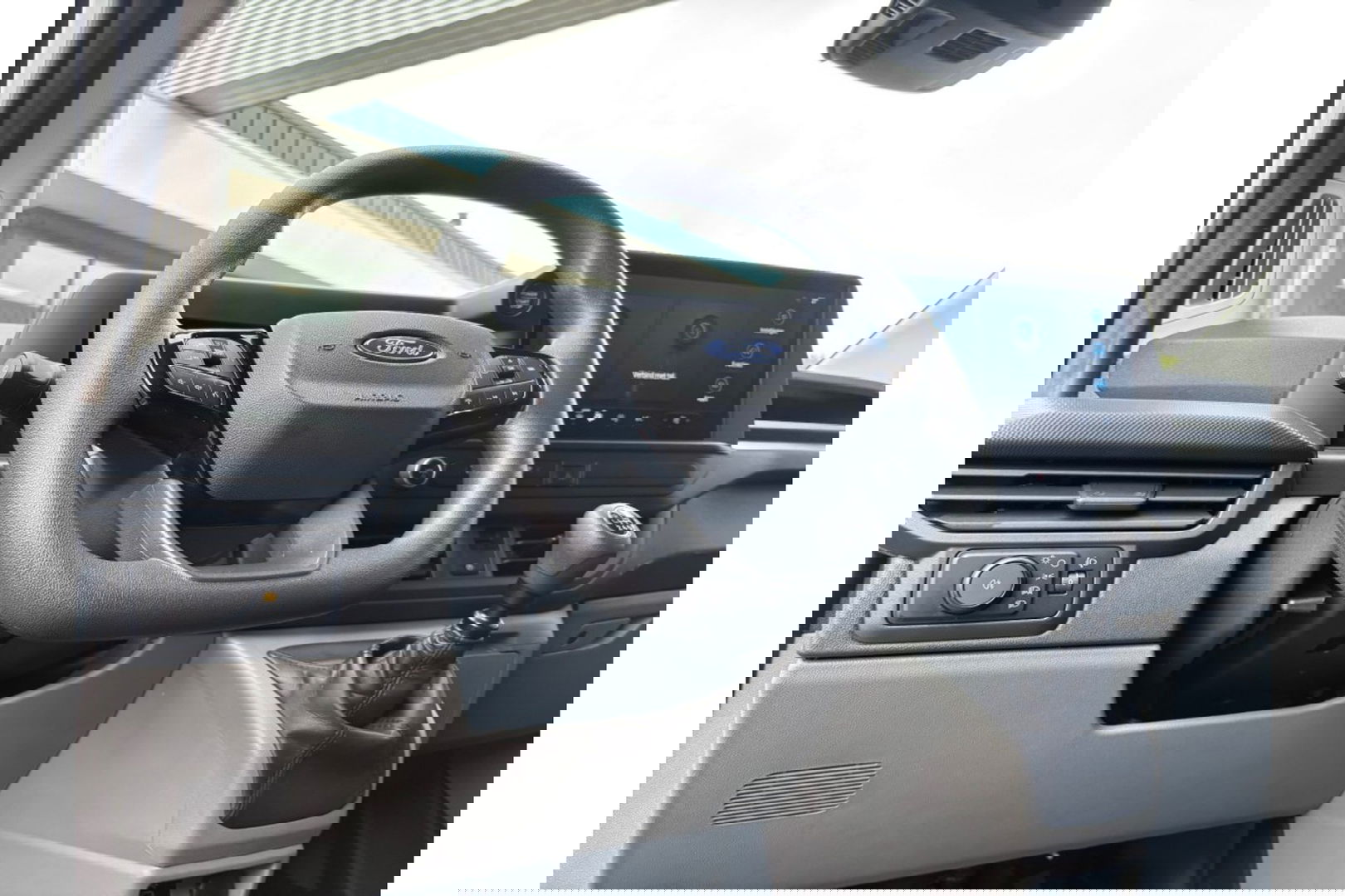 Ford Transit Custom 300 2.0 TDCI L2H1 LIMITED AIRCO LEDER PDC-CAMERA CARPLAY