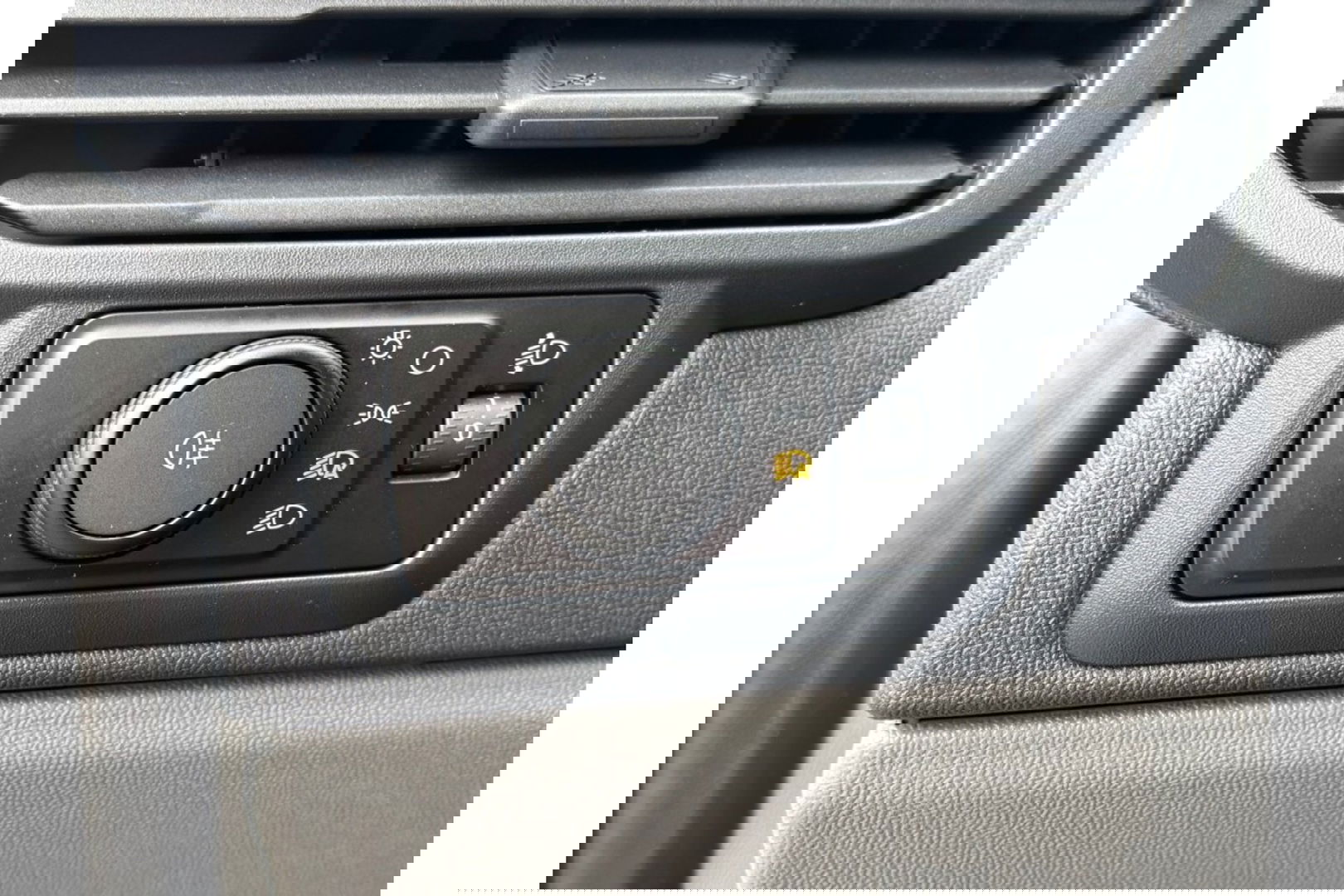 Ford Transit Custom 300 2.0 TDCI L2H1 LIMITED AIRCO LEDER PDC-CAMERA CARPLAY