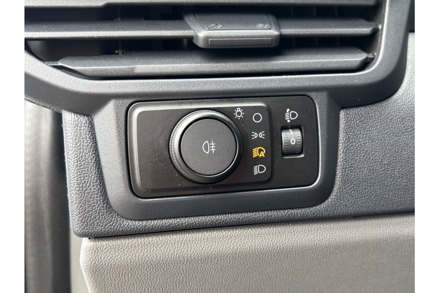 Ford Transit Custom 300 2.0 TDCI L2H1 LIMITED AIRCO LEDER PDC-CAMERA CARPLAY