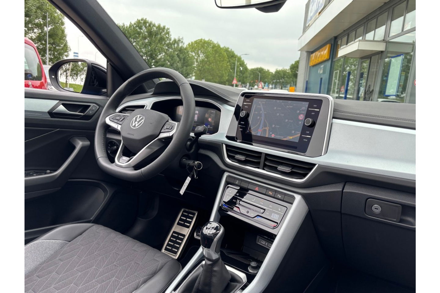 Volkswagen T-Roc Cabrio 1.0 TSI GOAL 115PK NIGHT EDITION NAVI AIRCO PDC LMV ADAPTIVECRUISE