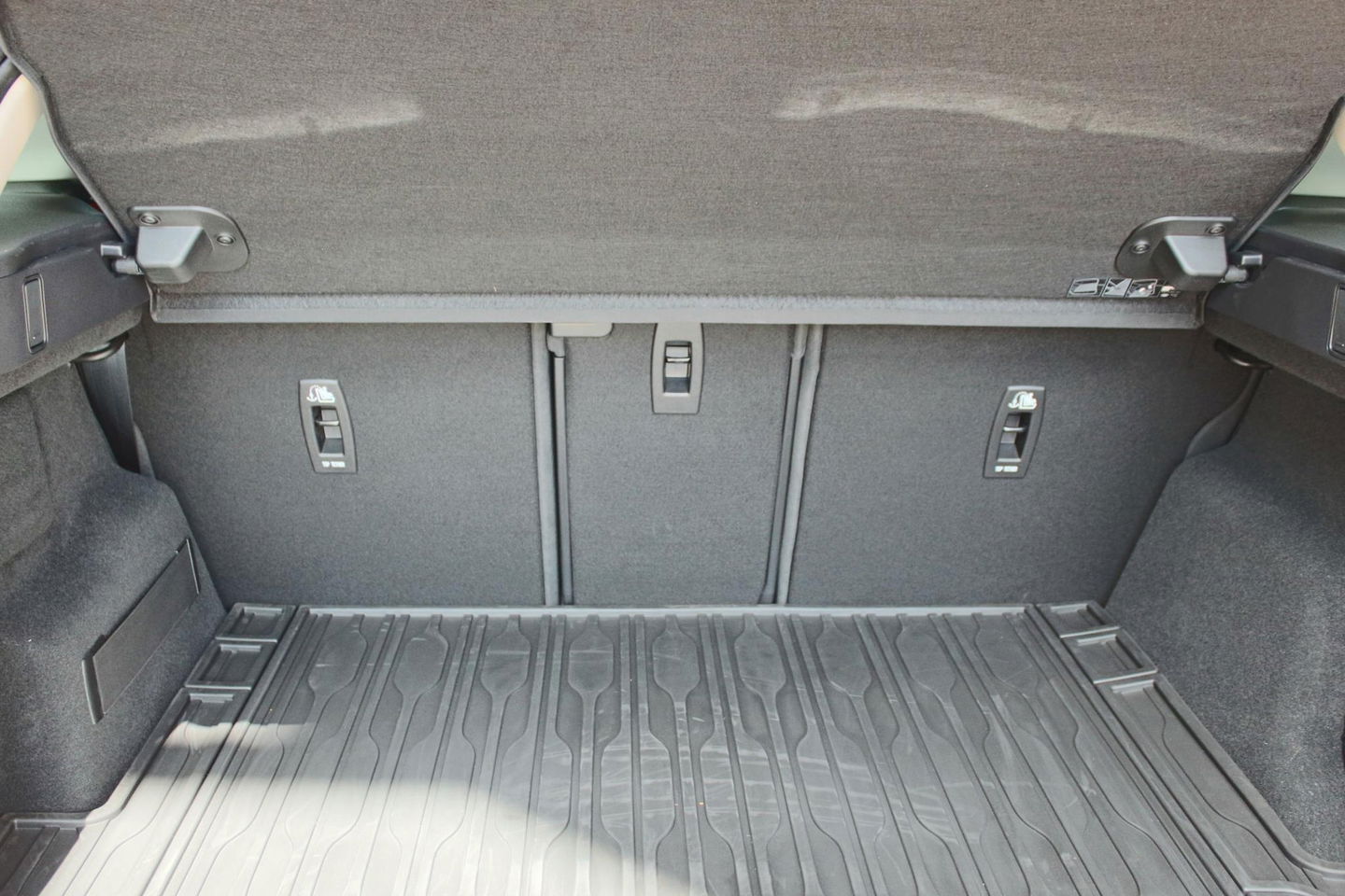 Land Rover Range Rover Evoque D180 diesel SE Cruise Control, Panoramadak, 20" Lichtmetalen velgen