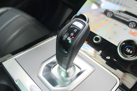 Land Rover Range Rover Evoque D180 diesel SE Cruise Control, Panoramadak, 20" Lichtmetalen velgen