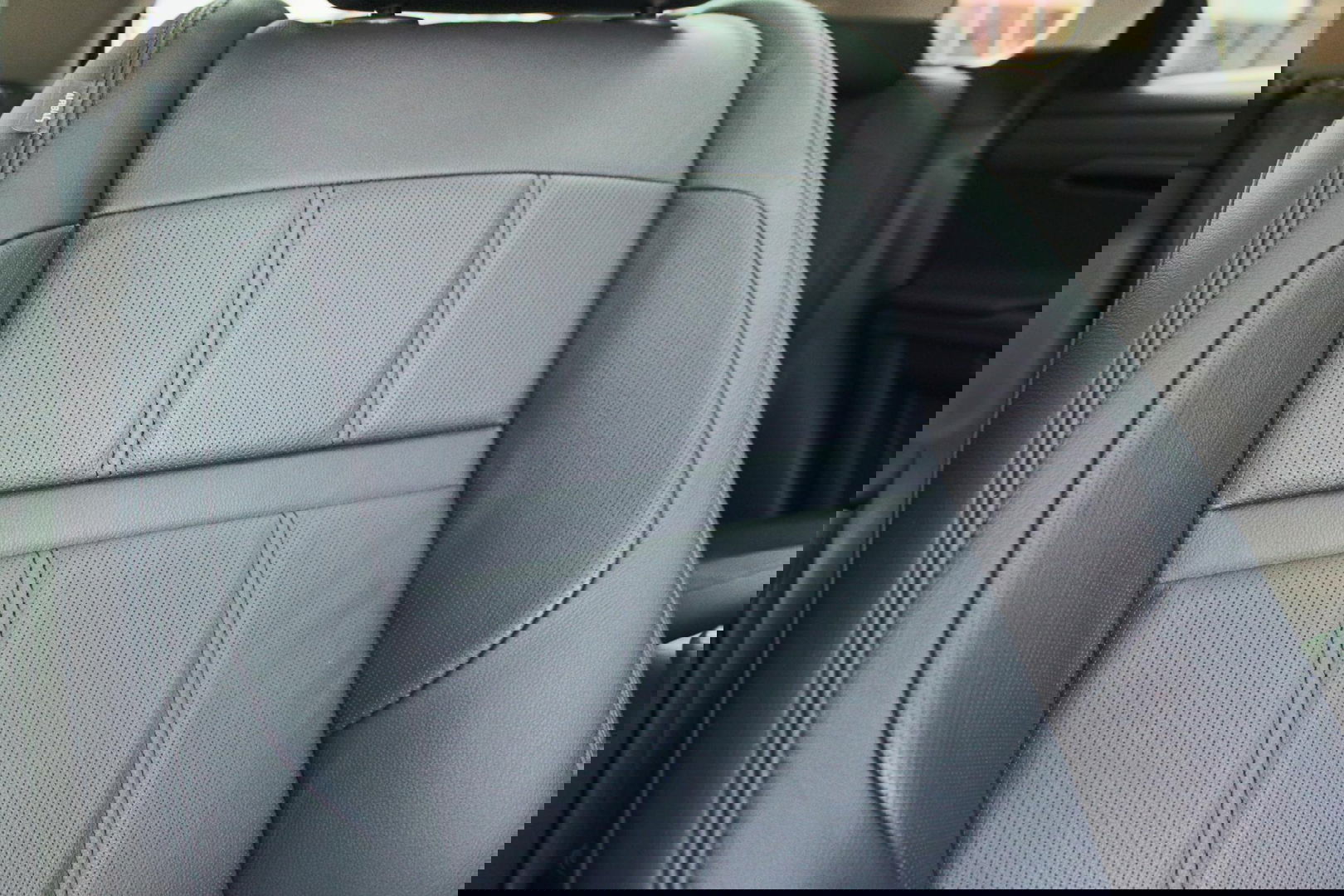 Land Rover Range Rover Evoque D180 diesel SE Cruise Control, Panoramadak, 20" Lichtmetalen velgen
