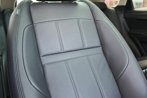 Land Rover Range Rover Evoque D180 diesel SE Cruise Control, Panoramadak, 20" Lichtmetalen velgen