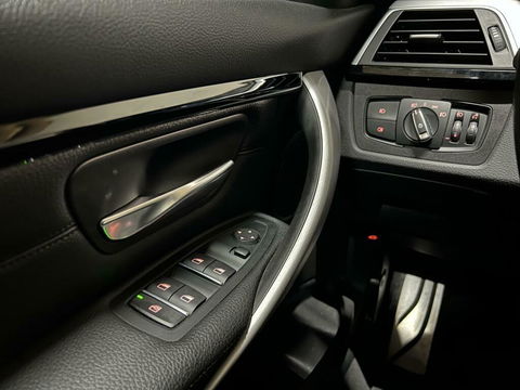 BMW 3 Serie Touring 318i M-Sport Navi Cruise Leer NAP