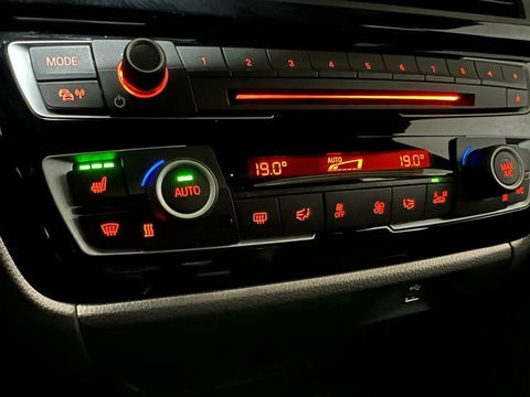 BMW 3 Serie Touring 318i M-Sport Navi Cruise Leer NAP
