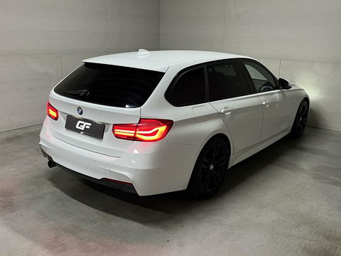 BMW 3 Serie Touring 318i M-Sport Navi Cruise Leer NAP