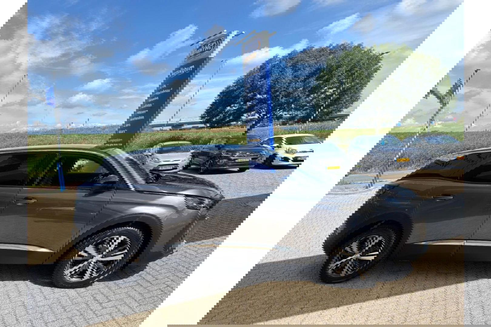 Peugeot 3008 1.2 130PK AUTOMAAT ALLURE P.BNS NAVI PDC-CAMERA LMV
