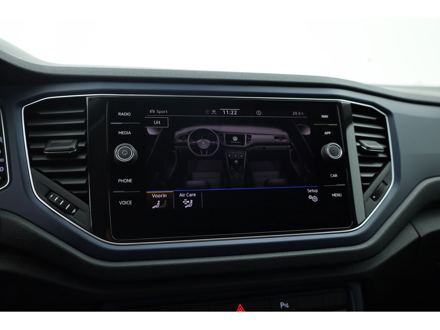 Volkswagen T-Roc 1.5 TSI Style | Navi | Adapt. Cruise | Apple CarPlay | Stoelverw. | PDC | All seasons
