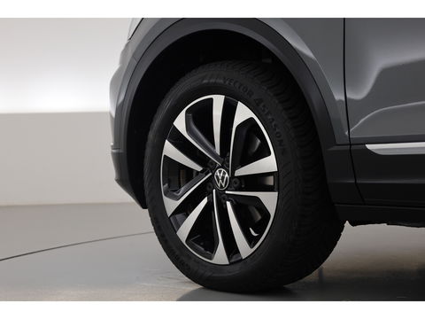 Volkswagen T-Roc 1.5 TSI Style | Navi | Adapt. Cruise | Apple CarPlay | Stoelverw. | PDC | All seasons