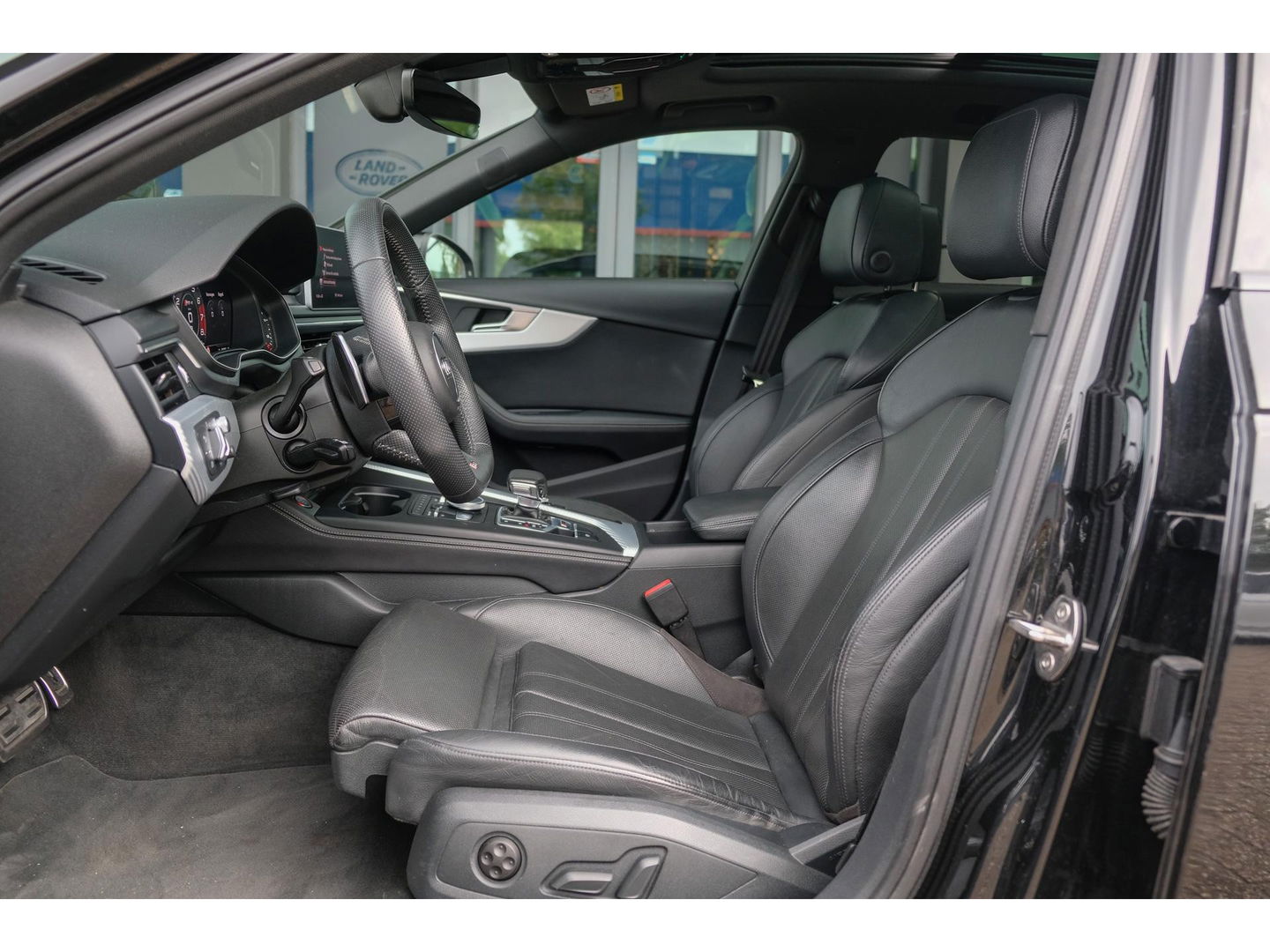 Audi RS4 Avant 2.9 TFSI 450pk Quattro Panoramadak Stoelkoeling Bang&Olufsen Head-up ABT 20" LMV