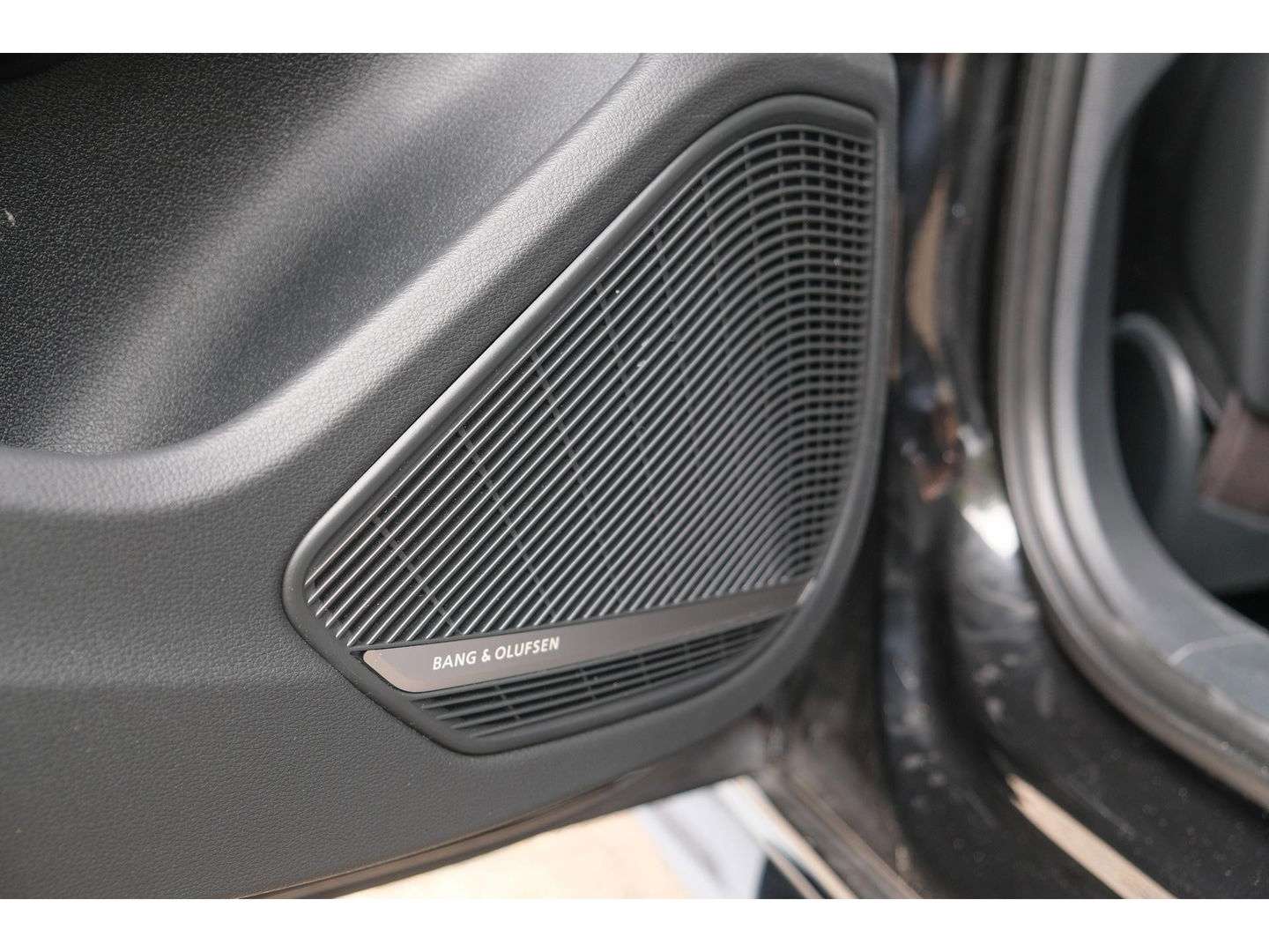 Audi RS4 Avant 2.9 TFSI 450pk Quattro Panoramadak Stoelkoeling Bang&Olufsen Head-up ABT 20" LMV