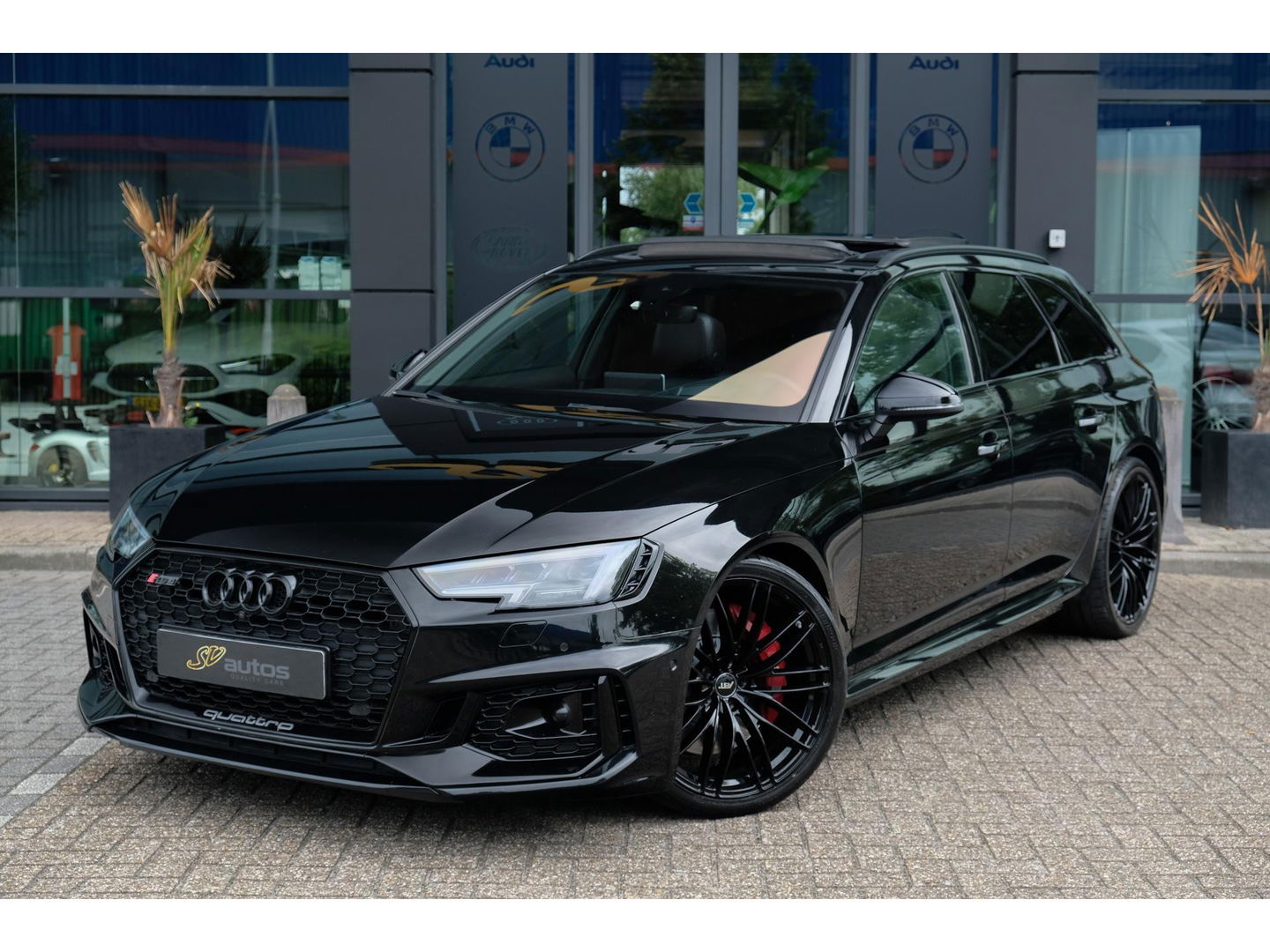 Audi RS4 Avant 2.9 TFSI 450pk Quattro Panoramadak Stoelkoeling Bang&Olufsen Head-up ABT 20" LMV