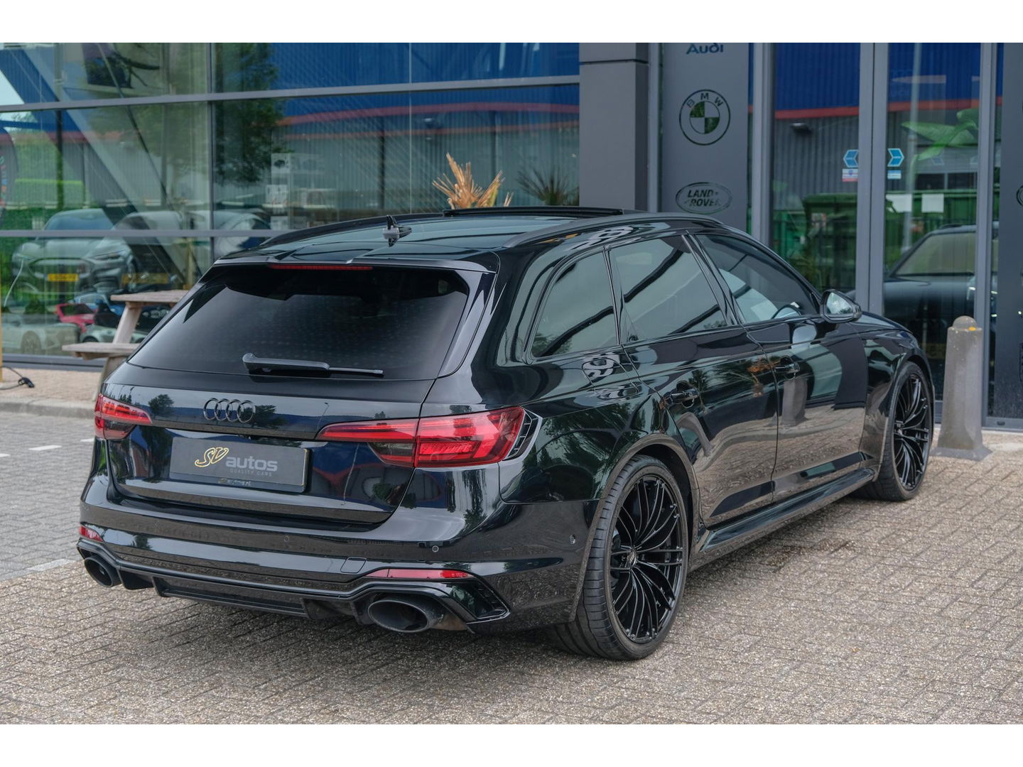 Audi RS4 Avant 2.9 TFSI 450pk Quattro Panoramadak Stoelkoeling Bang&Olufsen Head-up ABT 20" LMV