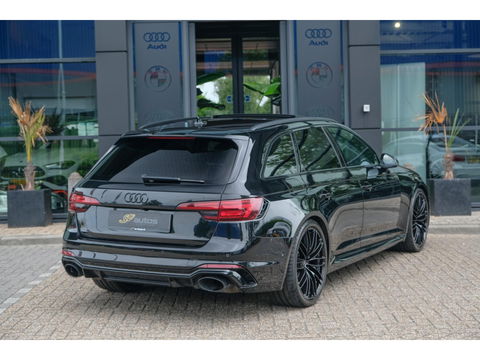 Audi RS4 Avant 2.9 TFSI 450pk Quattro Panoramadak Stoelkoeling Bang&Olufsen Head-up ABT 20" LMV