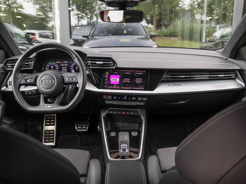 Audi A3 Sportback 45 TFSI e S edition Competition 245PK