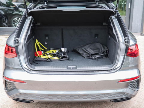 Audi A3 Sportback 45 TFSI e S edition Competition 245PK