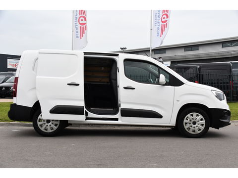 Opel Combo 1.5D L2H1 Edition Camera, Cruise, Carplay, 102pk, Trekhaak, Multimedia, Uniek!