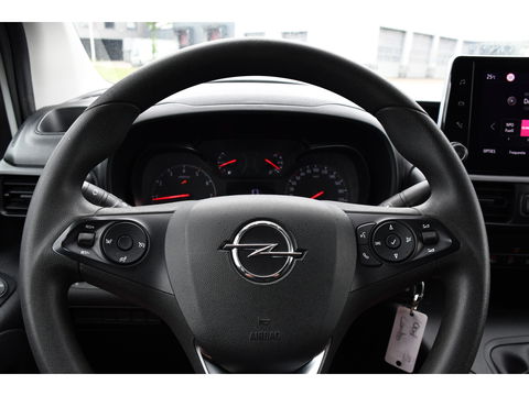 Opel Combo 1.5D L2H1 Edition Camera, Cruise, Carplay, 102pk, Trekhaak, Multimedia, Uniek!