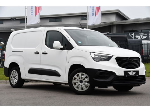 Opel Combo 1.5D L2H1 Edition Camera, Cruise, Carplay, 102pk, Trekhaak, Multimedia, Uniek!