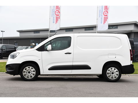 Opel Combo 1.5D L2H1 Edition Camera, Cruise, Carplay, 102pk, Trekhaak, Multimedia, Uniek!