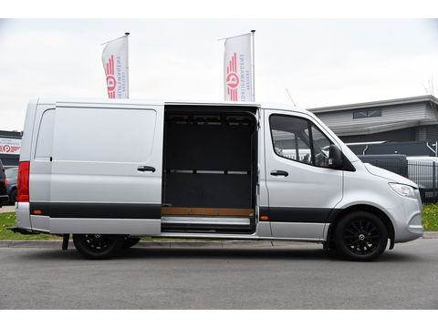 Mercedes-Benz Sprinter 316 2.2 CDI L2H1 AMG Edition Camera, Cruise, Carplay, Multimedia, 164pk, Automaat, Stoelverwarming, Standkachel, Uniek!