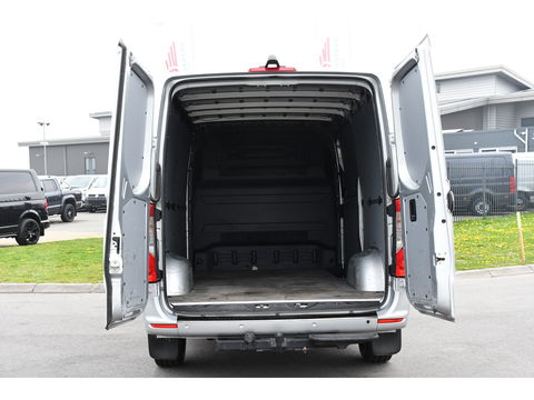 Mercedes-Benz Sprinter 316 2.2 CDI L2H1 AMG Edition Camera, Cruise, Carplay, Multimedia, 164pk, Automaat, Stoelverwarming, Standkachel, Uniek!