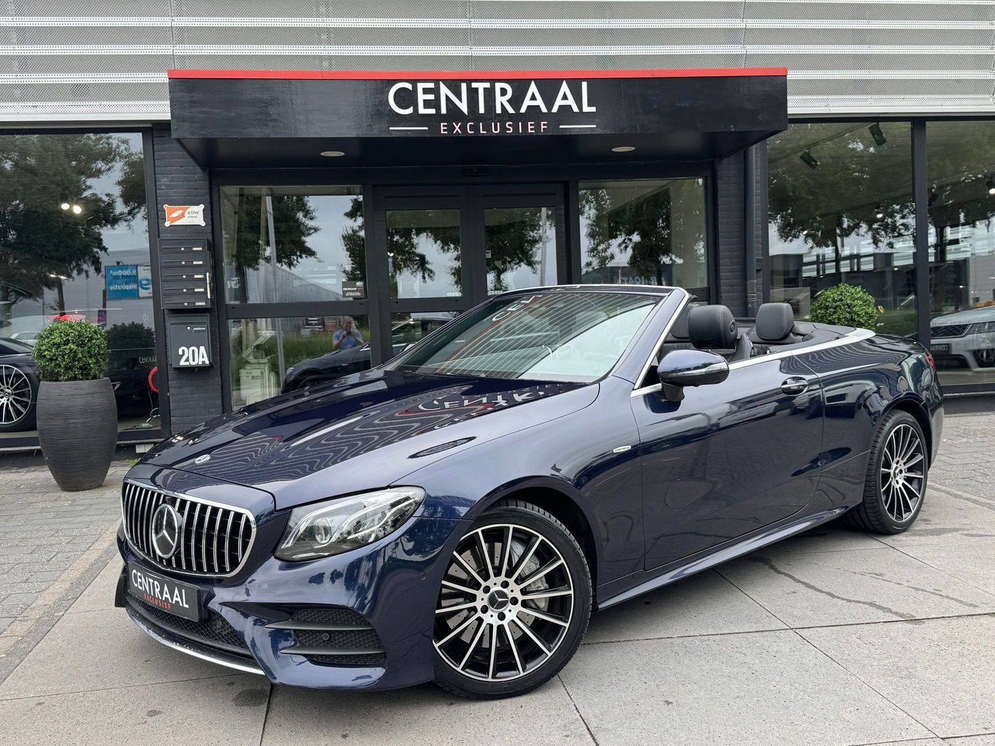 Mercedes-Benz E-Klasse Cabrio 400 4MATIC AMG Burmester|Memory|Luchtvering|333PK|Camera|Stoelkoeling|Keyless
