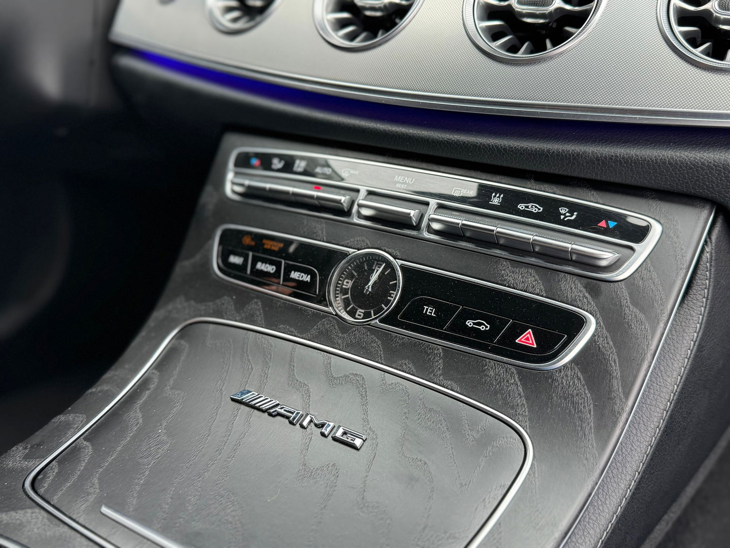 Mercedes-Benz E-Klasse Cabrio 400 4MATIC AMG Burmester|Memory|Luchtvering|333PK|Camera|Stoelkoeling|Keyless