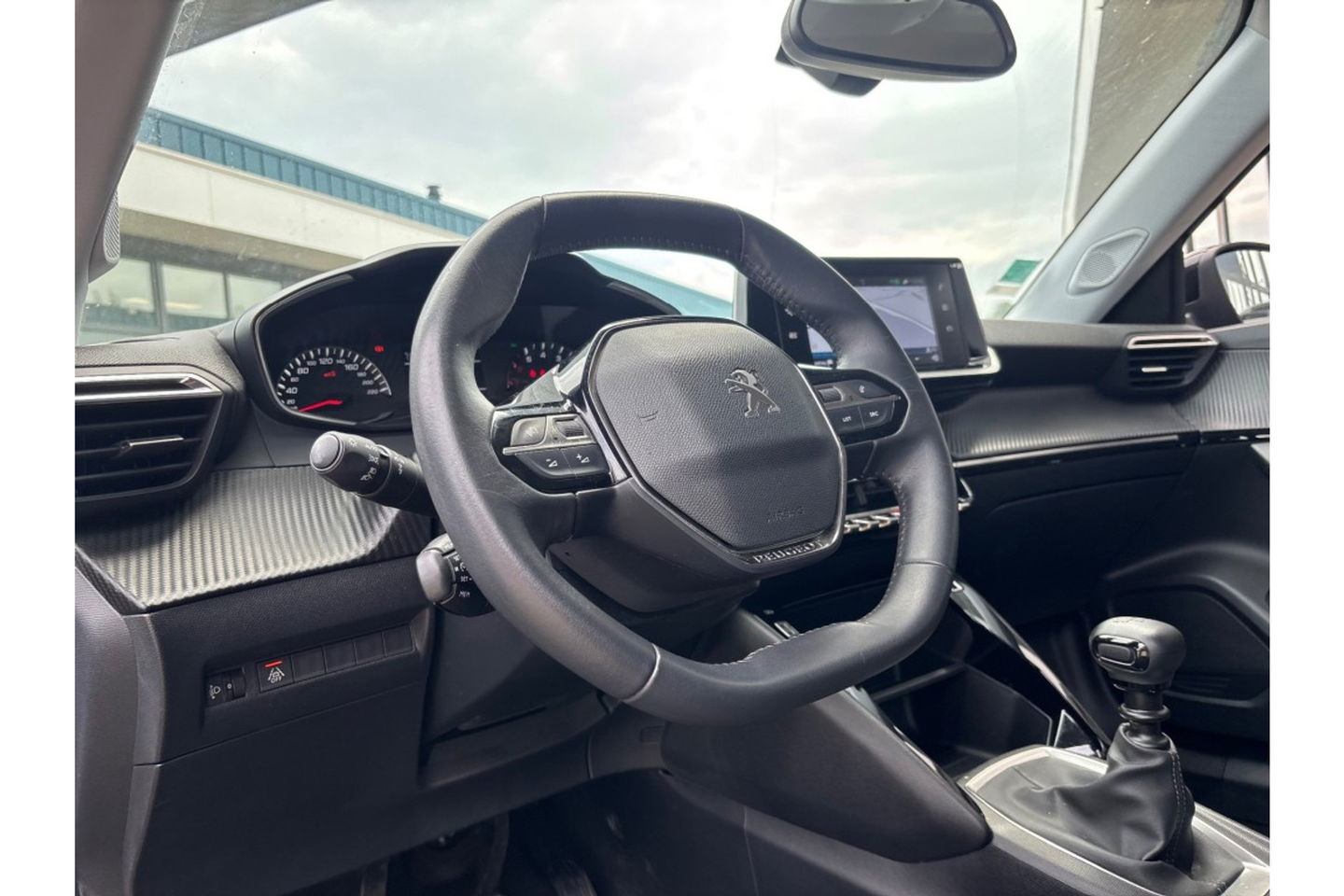 Peugeot 2008 1.2 PT ACTIVE PACK 130PK AIRCO CARPLAY LMV PDC