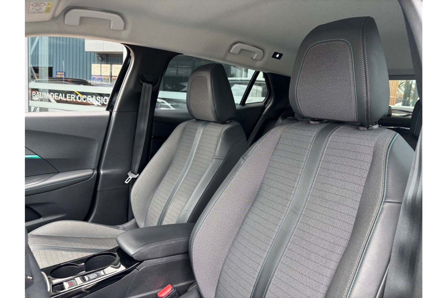 Peugeot 2008 1.2 PT ALLURE PACK 100PK AIRCO LMV PDC-CAMERA NAVI