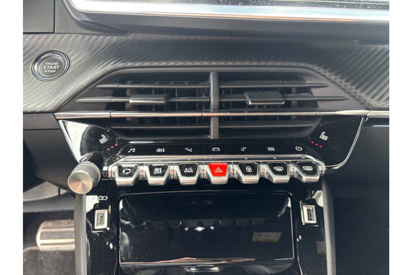 Peugeot 2008 1.2 PURETECH GT PACK NAVI LMV AIRCO PDC-CAMERA