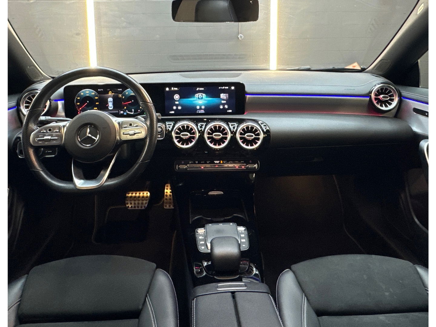 Mercedes-Benz CLA-Klasse 180 AMG Pano|Magno|Sfeer|CarPlay