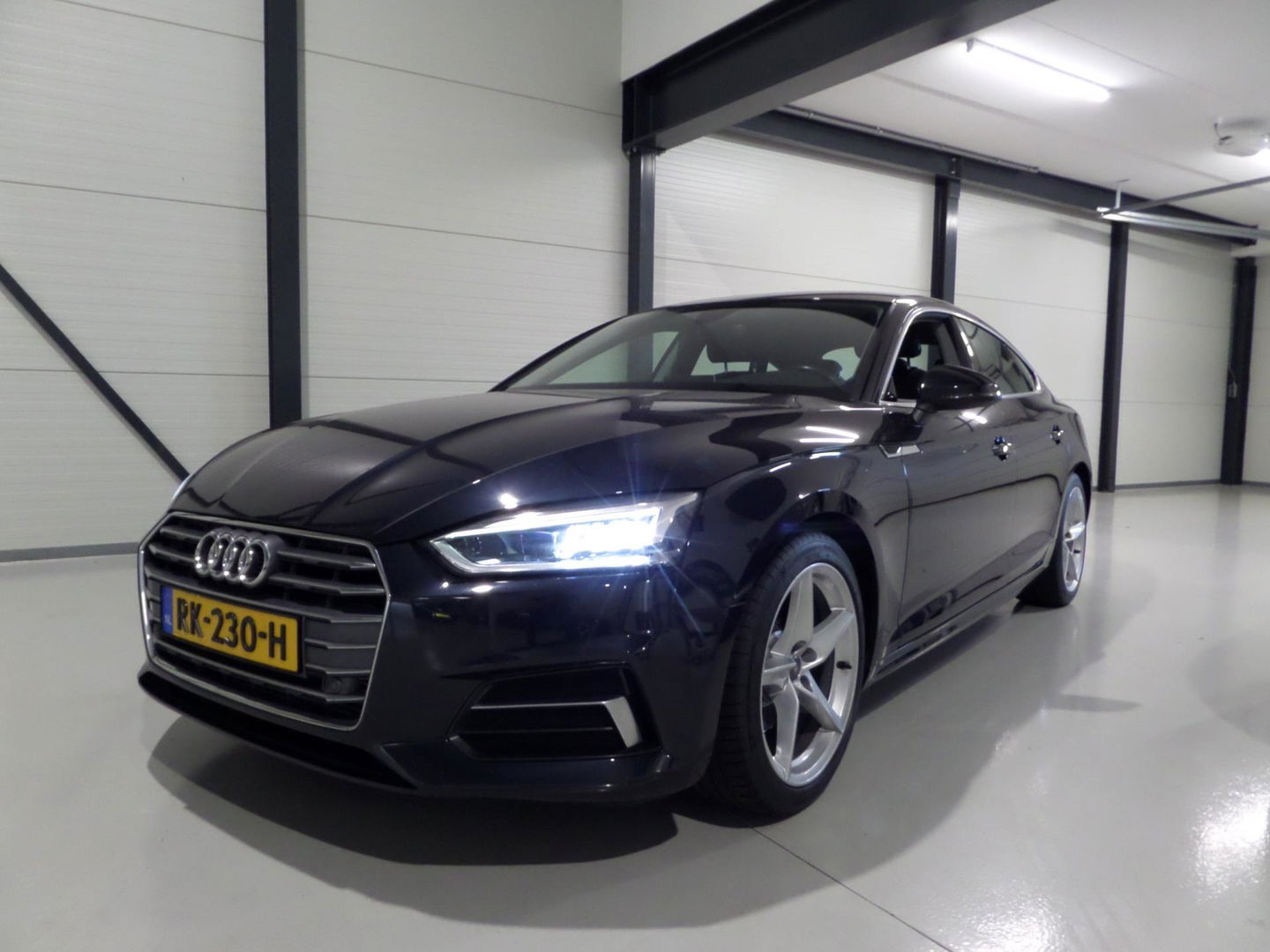 Audi A5 Sportback 2.0 TFSI Sport Pro Line S Full-LED Virtual-cockpit Stoelverwarming Cruise, van 2e eigenaar in nieuwstaat !
