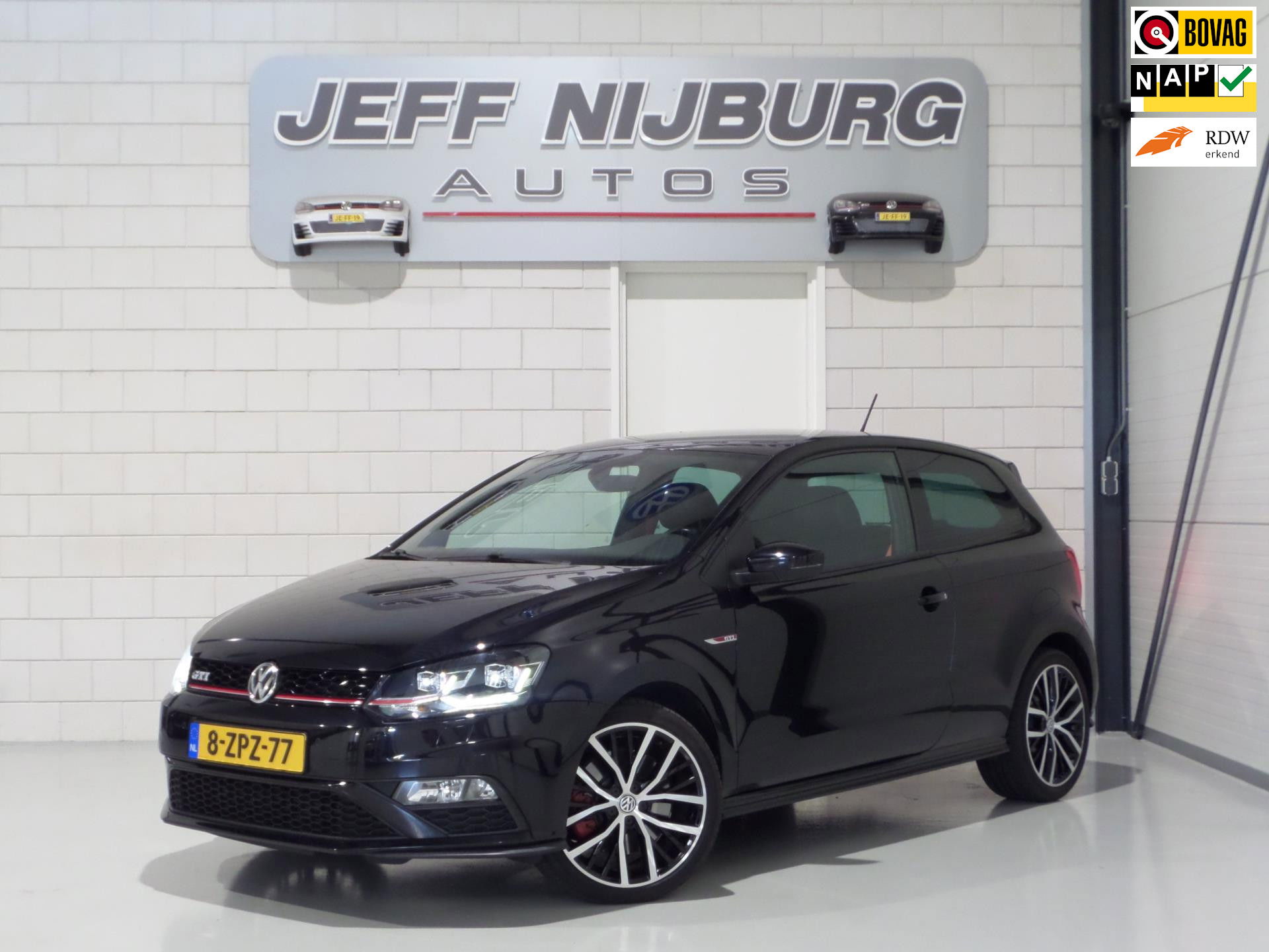 Volkswagen Polo 1.8 TSI GTI DSG "Origineel NL!" Automaat! Full-LED Apple-Carplay Leer/Alcantara Stoelverwarming, in nieuwstaat !