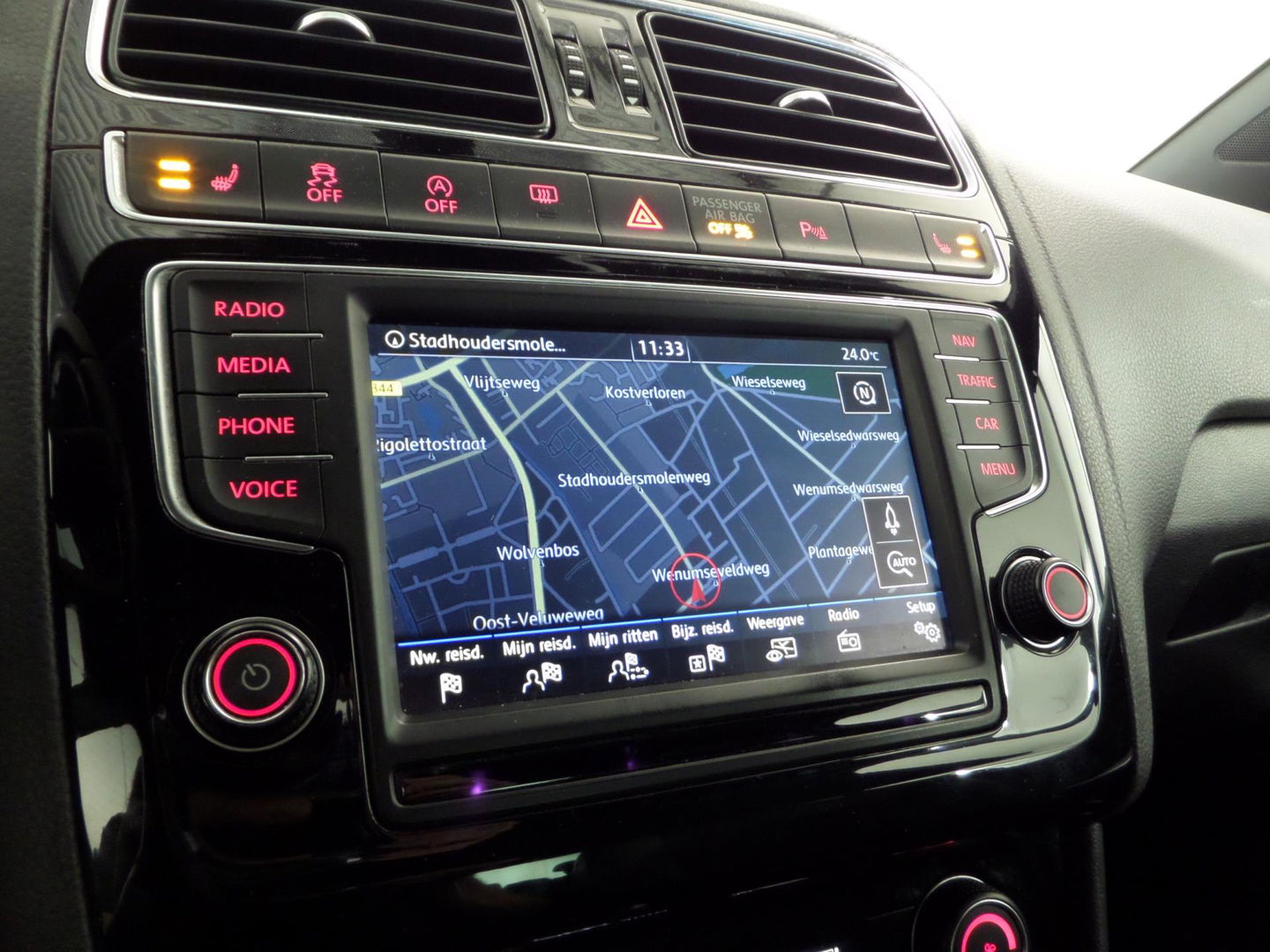 Volkswagen Polo 1.8 TSI GTI DSG "Origineel NL!" Automaat! Full-LED Apple-Carplay Leer/Alcantara Stoelverwarming, in nieuwstaat !