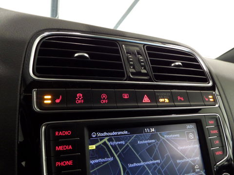 Volkswagen Polo 1.8 TSI GTI DSG "Origineel NL!" Automaat! Full-LED Apple-Carplay Leer/Alcantara Stoelverwarming, in nieuwstaat !