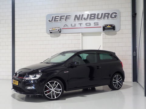 Volkswagen Polo 1.8 TSI GTI DSG "Origineel NL!" Automaat! Full-LED Apple-Carplay Leer/Alcantara Stoelverwarming, in nieuwstaat !