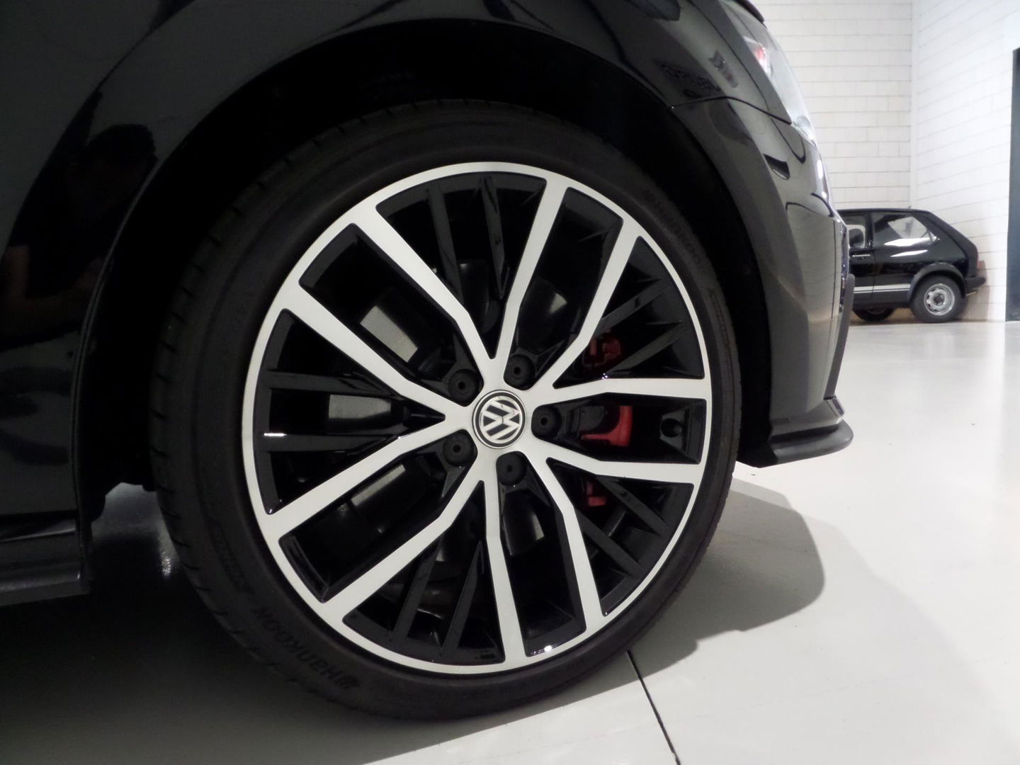Volkswagen Polo 1.8 TSI GTI DSG "Origineel NL!" Automaat! Full-LED Apple-Carplay Leer/Alcantara Stoelverwarming, in nieuwstaat !