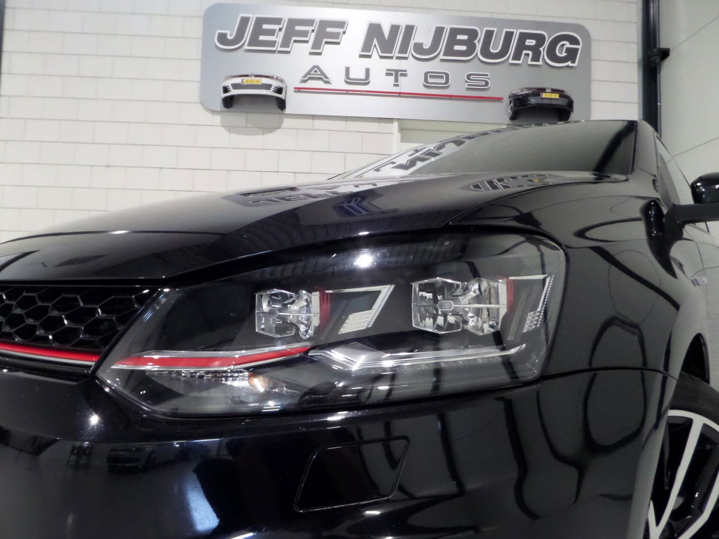 Volkswagen Polo 1.8 TSI GTI DSG "Origineel NL!" Automaat! Full-LED Apple-Carplay Leer/Alcantara Stoelverwarming, in nieuwstaat !