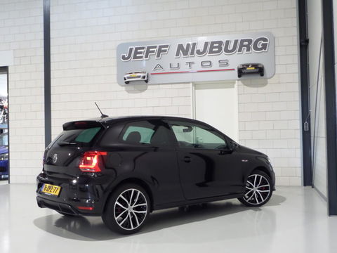Volkswagen Polo 1.8 TSI GTI DSG "Origineel NL!" Automaat! Full-LED Apple-Carplay Leer/Alcantara Stoelverwarming, in nieuwstaat !
