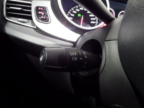 Alfa Romeo Giulietta 1.4 T Distinctive "Origineel NL!" Trekhaak Cruise-Control Nieuwe-APK, van 2e eigenaar in zeer nette staat!