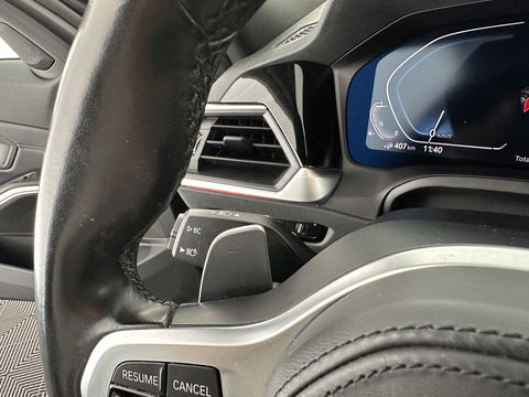 BMW 3-serie 320e Business Edition Plus (INCL.BTW) *PANO | LASER-LIGHT | FULL-LEATHER | ADAPTIVE-CRUISE | CAMERA | SPORT/HEATED-SEATS | DIGI-COCKPIT | KEYLESS | HIFI-SOUND | AMBIENT-LIGHT | DAB+ | NAVI-FULLMAP | 19''ALU*